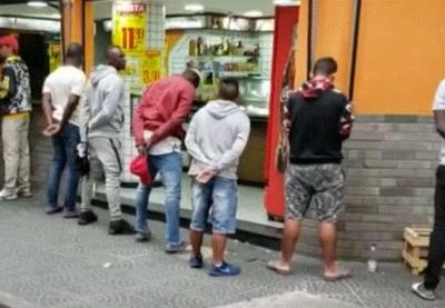 Operação contra o tráfico de drogas em SP prende 50 pessoas