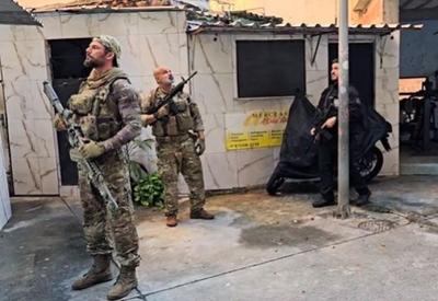 Polícia Civil realiza megaoperação no Rio de Janeiro para prender suspeitos de roubos e homicídios
