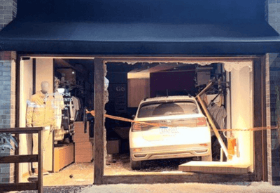 Motorista é detido após invadir loja com carro no interior de São Paulo