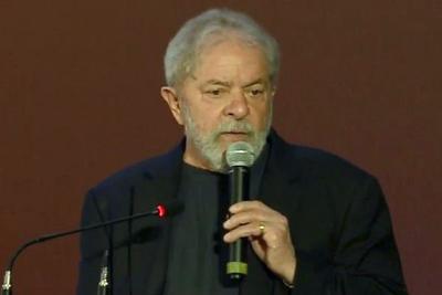 PT registra candidatura de Lula com manifestação em Brasília