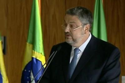 Palocci acusa o ex-presidente Lula de trocar MP por propina em depoimento