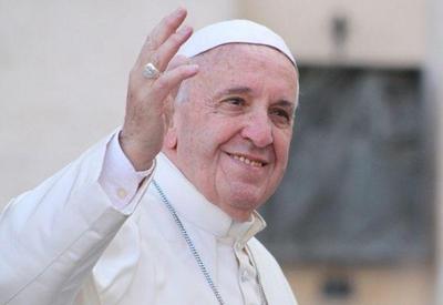 Papa Francisco pede ajuda na preservação da água