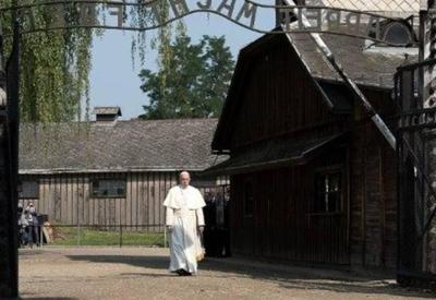 No Dia da Lembrança, Papa pede que mundo não repita o Holocausto