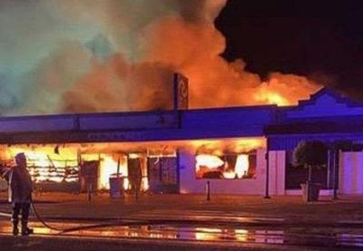 Para exterminar vírus, homem põe fogo em supermercado na Austrália