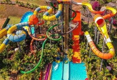 Adolescente de 15 anos morre após cair de toboágua em parque aquático do interior de SP