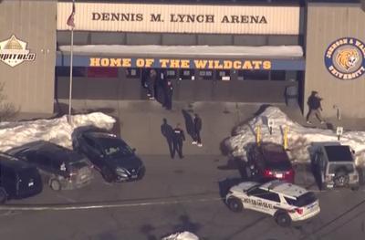 Ataque a tiros em pista de hóquei deixa dois mortos e três feridos nos EUA