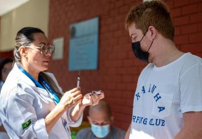 Mapa da vacinação: 55% dos brasileiros receberam a dose de reforço