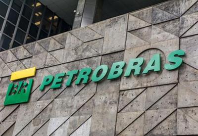 Ações da Petrobras abrem dia em alta após forte queda