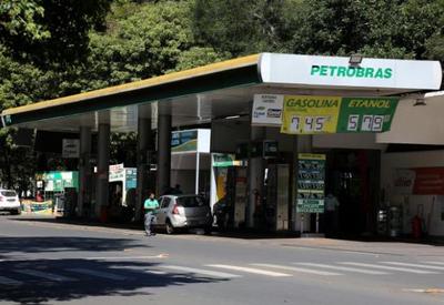 Petrobras alerta a investidores que política de preços pode mudar