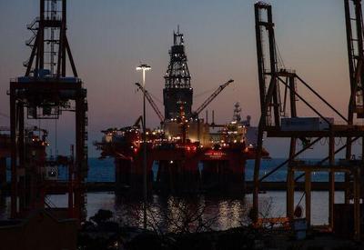 Mercado mundial de petróleo pode estar mais apertado do que parece, diz agência internacional