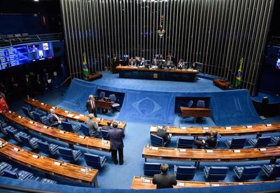 Senado atende mudanças da Câmara e aprova PEC da Transição por um ano