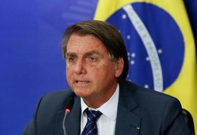 Poder Expresso: Bolsonaro defende Ditadura e manda ministros calarem a boca