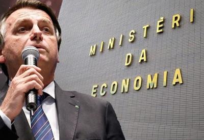 Poder Expresso: Bolsonaro, servidores e o impasse sobre reajuste salarial