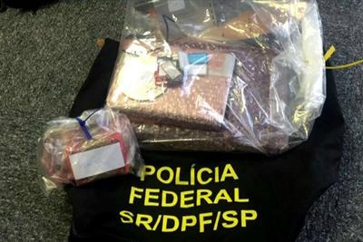 Polícia Federal prende homem com materiais de pornografia infantil
