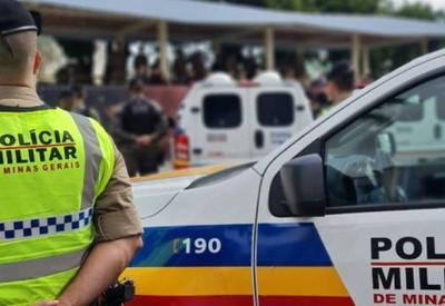 Homem é assassinado a facadas e jogado em cesto de roupas em Minas Gerais