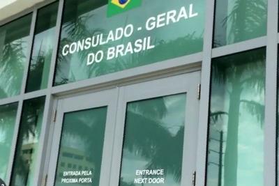 Polícia de Miami investiga marca de tiro na porta do Consulado do Brasil
