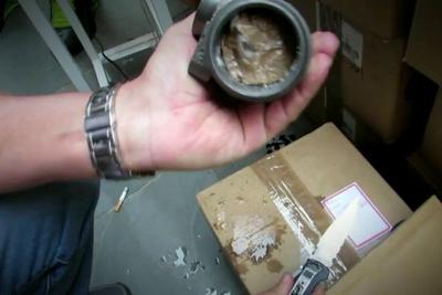 Polícia desmonta esquema que enviava drogas ao exterior em peças de carro