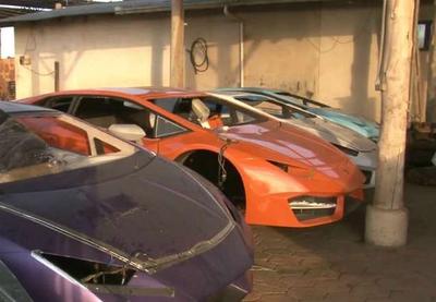 Polícia fecha fábrica clandestina de Ferrari e Lamborghini em SC
