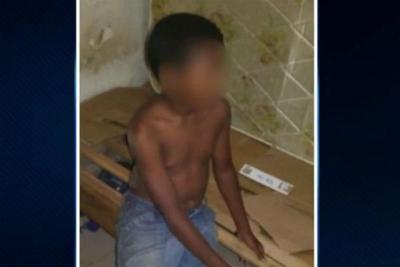 Polícia suspeita que criança tenha sido deixado em presídio em troca de comida