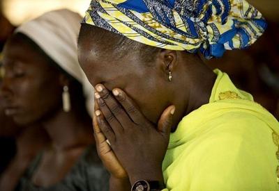 Após 42 dias de cativeiro, 100 reféns são libertados na Nigéria