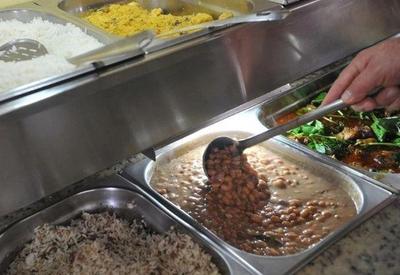 Com alta de preços, brasileiros começam a trocar almoço por lanche