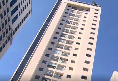 Mulher morre após cair do 15º andar de prédio durante festa em Goiânia