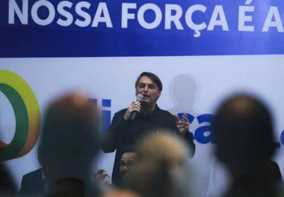 Presidência não é "lua de mel", diz Bolsonaro sobre concorrer à reeleição