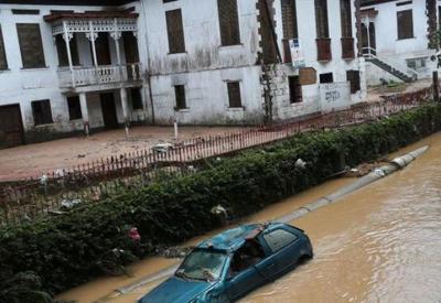 Bolsonaro confirma ida a Petrópolis (RJ) após estrago das chuvas