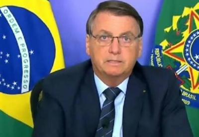 "Morre cada vez menos gente", diz Bolsonaro ao defender tratamento precoce