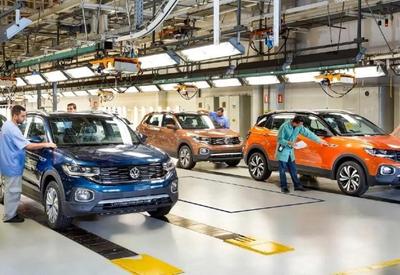 Volkswagen suspende produção em duas fábricas no Brasil