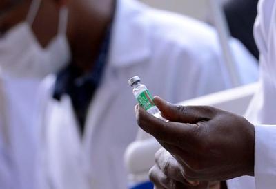 Fiocruz anuncia chegada de novos insumos para produção de vacinas