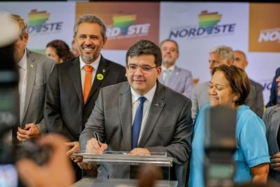 Governador do Piauí toma posse como presidente do Consórcio Nordeste com foco em segurança e sustentabilidade