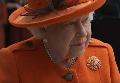 Rainha Elizabeth II suspende atividades do parlamento