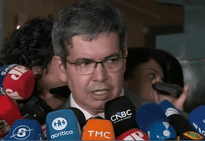 "Não faremos caça às bruxas", diz Randolfe após derrota de Messias