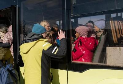 Refugiados ucranianos encontram rota para os EUA pelo México