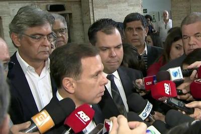 Reunião entre Doria e Haddad prepara mudança na Prefeitura de São Paulo