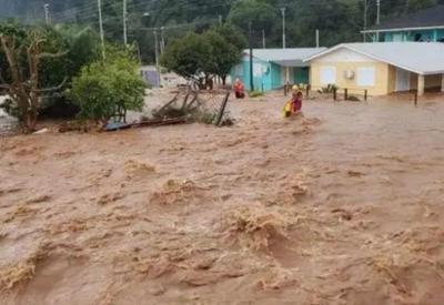 Rio Caí atinge cinco metros acima da cota de inundação e preocupa autoridades no RS