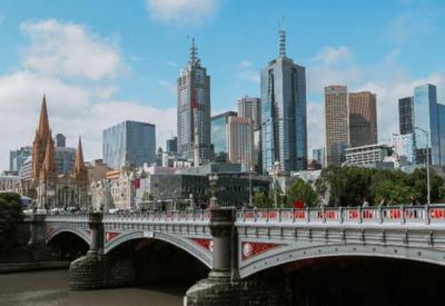 Melbourne decide flexibilizar lockdown após 260 dias