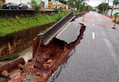 Minas Gerais tem 110 rodovias interditadas por causa das chuvas