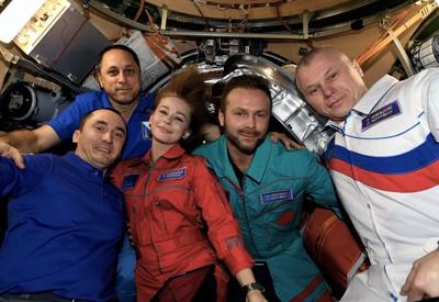 Cineastas da Rússia gravam primeiro filme no espaço