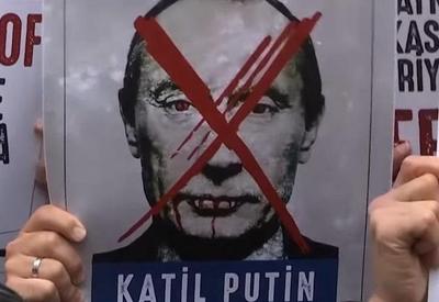 Mais de 1,7 mil manifestantes contra guerra são presos na Rússia