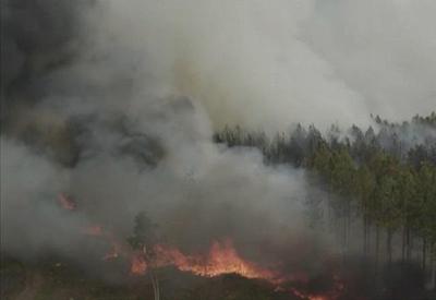 Fumaça provocada por incêndios na Argentina é vista em cidades gaúchas