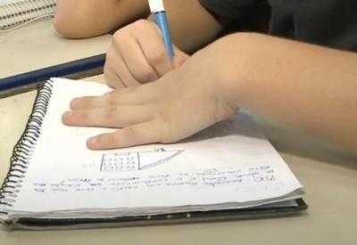 Saresp aponta defasagem de quase 6 anos no aprendizado de matemática