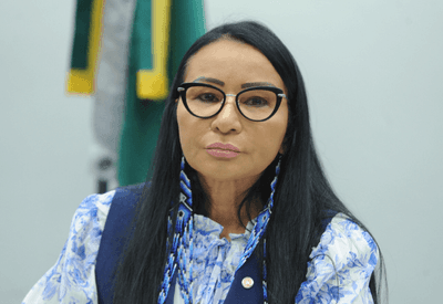 TSE rejeita recurso e mantém cassação da ex-deputada Silvia Waiãpi por uso irregular de verba de campanha