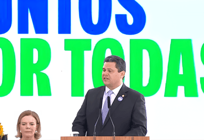 Alcolumbre rebate narrativa de conflitos entre Poderes e afirma que "instituições estão unidas"