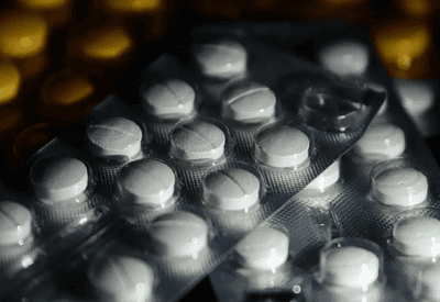 Anvisa aprova genérico de remédio para refluxo gastroesofágico que custa mais de R$ 100