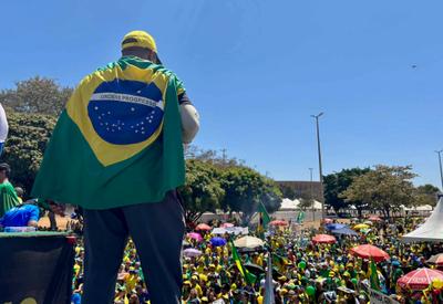 Ato bolsonarista em Brasília tem pedidos de anistia e impeachment de Lula e Moraes