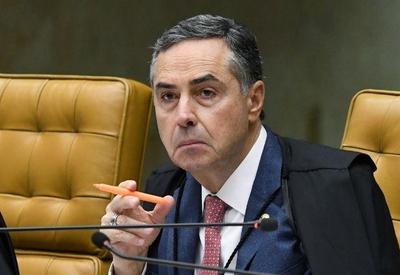 Barroso paralisa pedido sobre Ficha Limpa até definição do STF