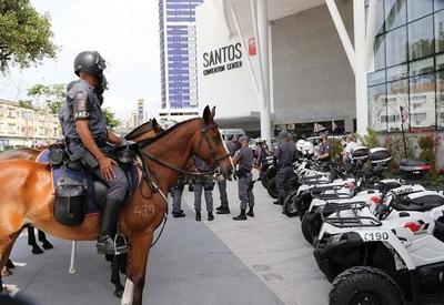 Prefeito de Santos quer ajuda da Polícia Militar para controlar acesso às praias