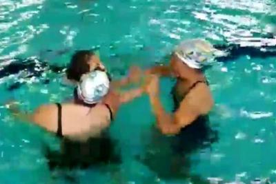 SP: Curso de natação para jovens deficientes corre risco de fechar